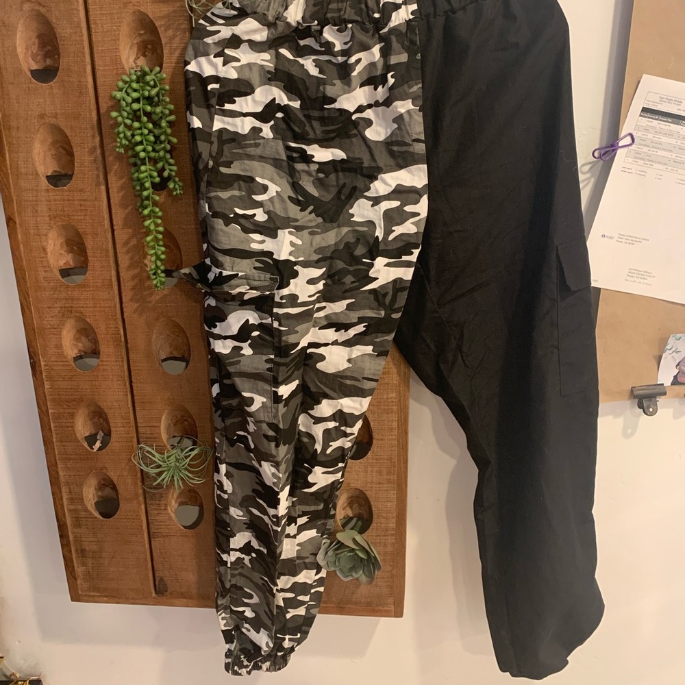 Half Camo Half Black Shein Cargo Pant size large.